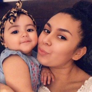 Meet your Posher, Ana